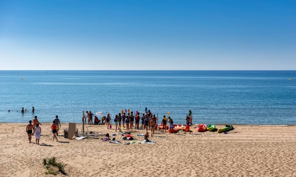 Camping-Les-Sablons-strand