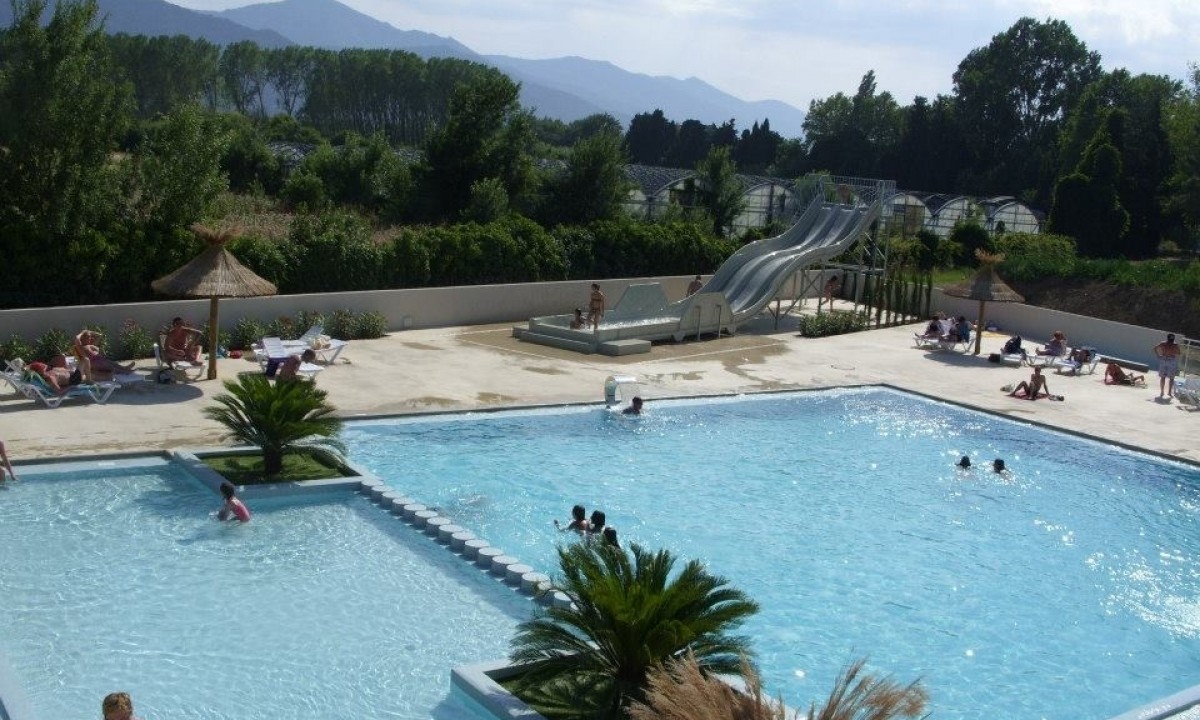 Camping-Les-Pins-Argelès-sur-Mer-glijbaan-1 Camping-Les-Pins-Argelès-sur-Mer-glijbaan-1