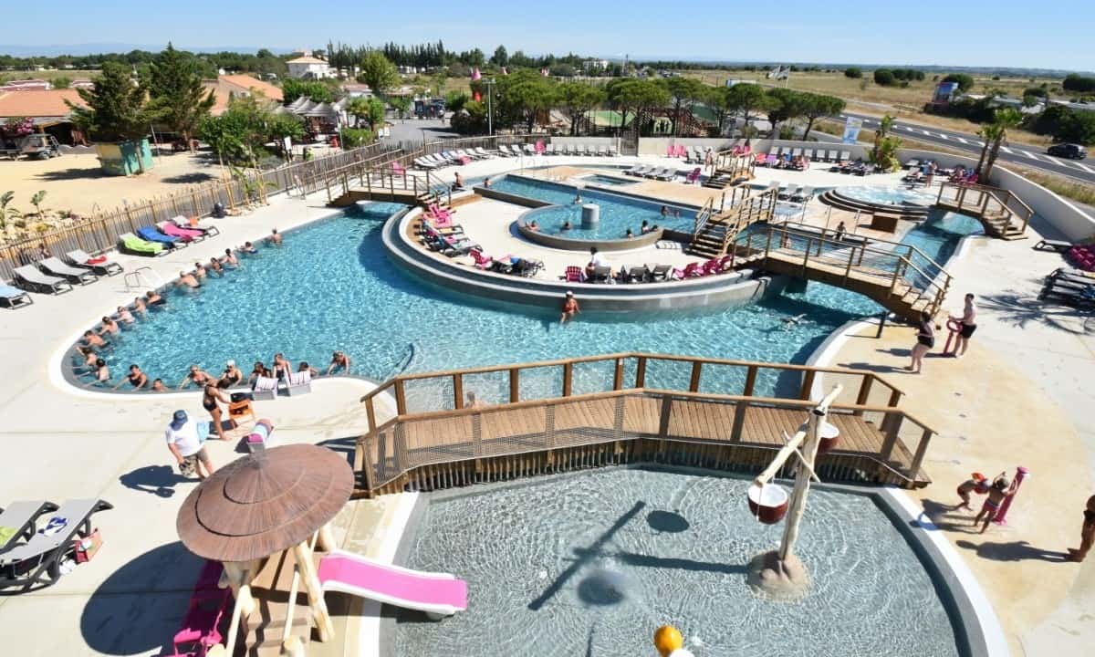 Camping-Mas-des-Lavandes-zwembad