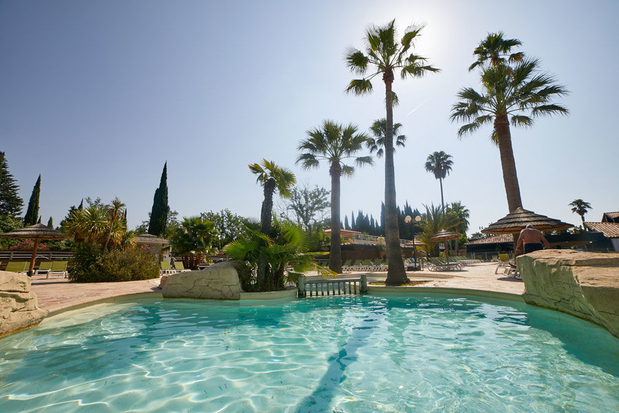 Camping-Écolodge-l-Étoile-d-Argens-zwembad Camping-Écolodge-l-Étoile-d-Argens-zwembad