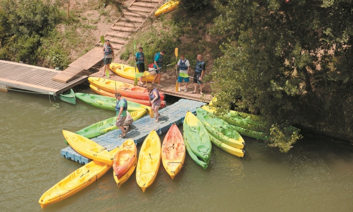 Camping-Domaine-de-la-Noguiere-kanovaren Camping-Domaine-de-la-Noguiere-kanovaren