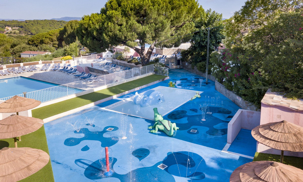 Camping-Parc-Saint-James-Parc-Montana-kinderbad Camping-Parc-Saint-James-Parc-Montana-kinderbad
