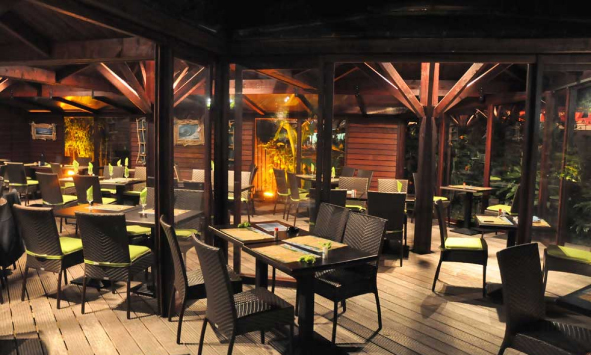 Camping-Village-Tropical-Sen-Yan-restaurant Camping-Village-Tropical-Sen-Yan-restaurant