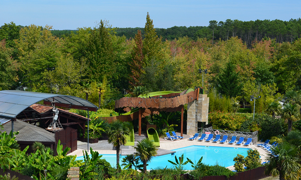 Camping-Village-Tropical-Sen-Yan-zwembad Camping-Village-Tropical-Sen-Yan-zwembad