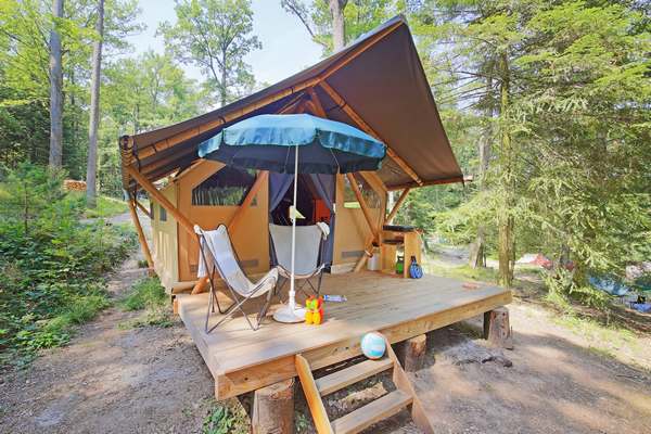 Camping Huttopia Wattwiller Lodgetent