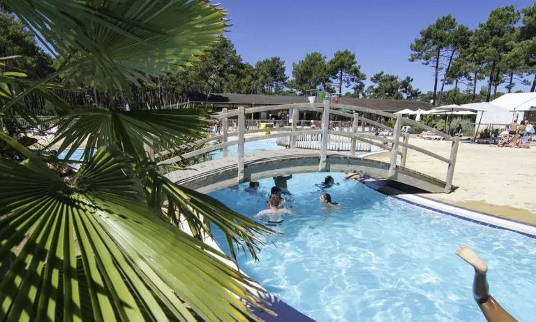 Camping Médoc Plage bruggetje 768x461