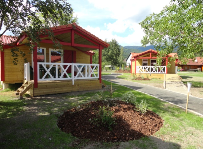 Flower Camping Les Bouleaux chalets