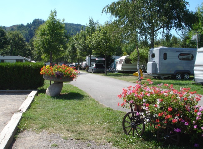 Flower Camping Les Bouleaux staanplaatsen