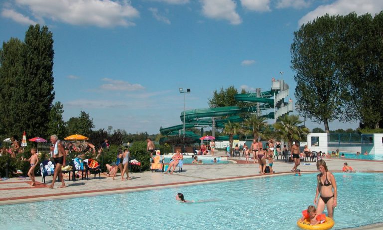 Camping La Plaine Tonique peuterbad 768x461