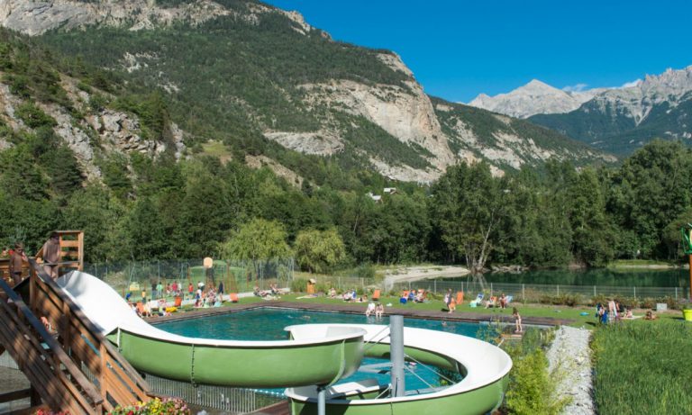 Camping Le Courounba glijbaan 768x461