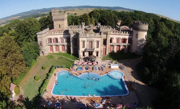 Camping Château La Grange Fort 768x464