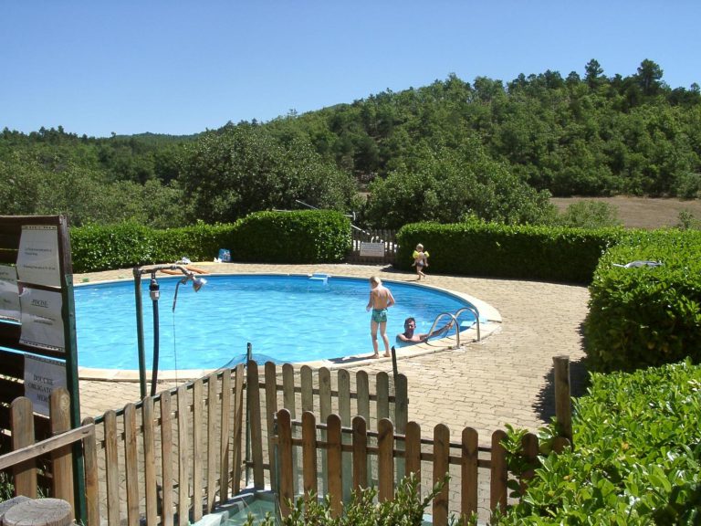 Camping de Valsaintes zwembad 768x576