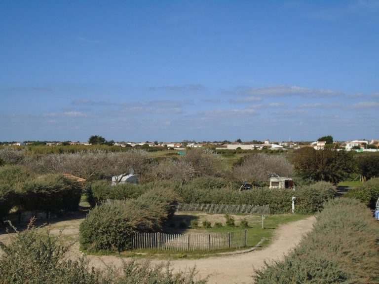 Camping Huttopia Côte Sauvage in de duine 768x576