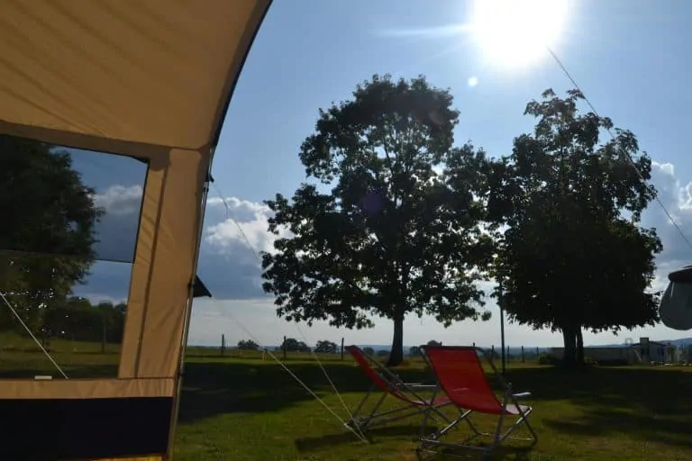 Camping Dun le palestel Creuse uitzicht 768x512