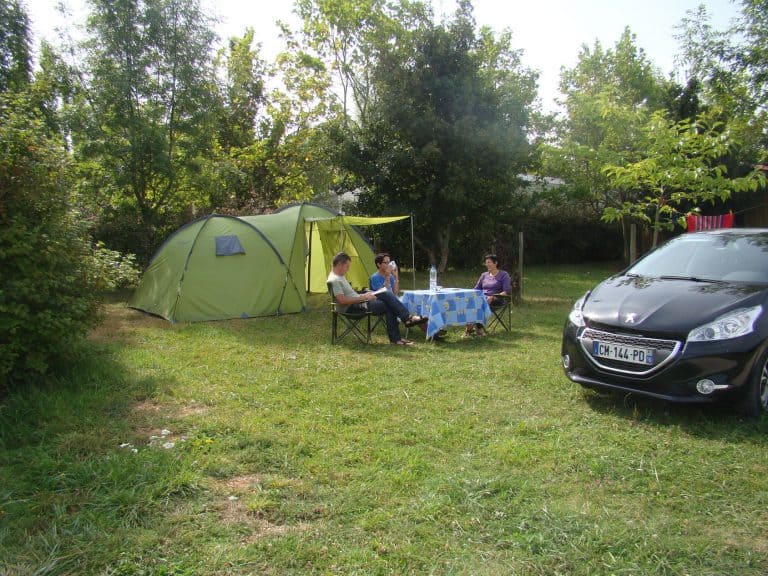 Camping Les Graves 768x576