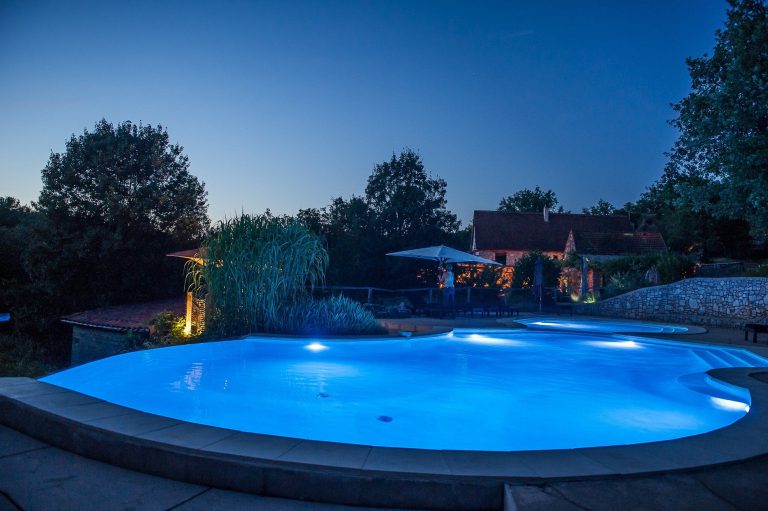 Camping Aux Lodges Du Mas De Nadal kinderbad 768x511