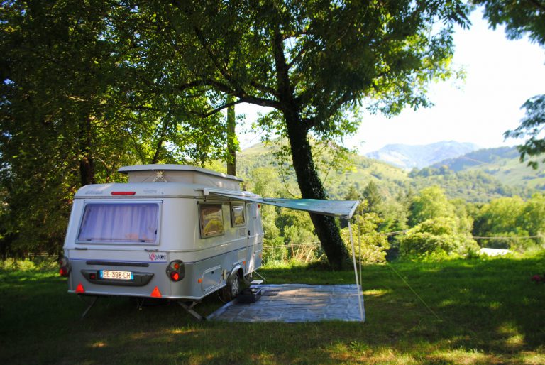 Camping D Arrouach Lourdes uitzicht 768x514