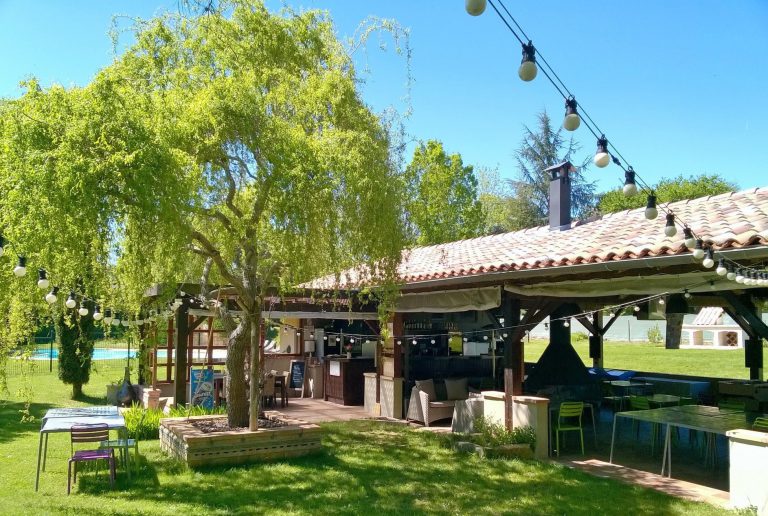 Camping Pré Fixe bistro 768x516