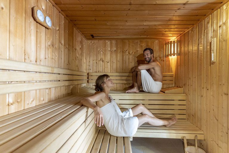 Camping Côte de Nacre sauna 768x512