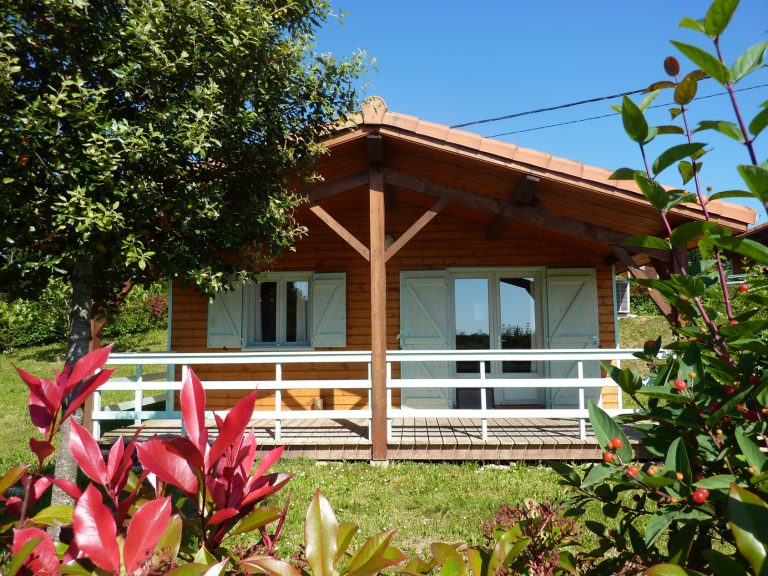 Camping municipal du Plan d Eau Rieux Volvestre Chalet huren Haute Garonne 768x576