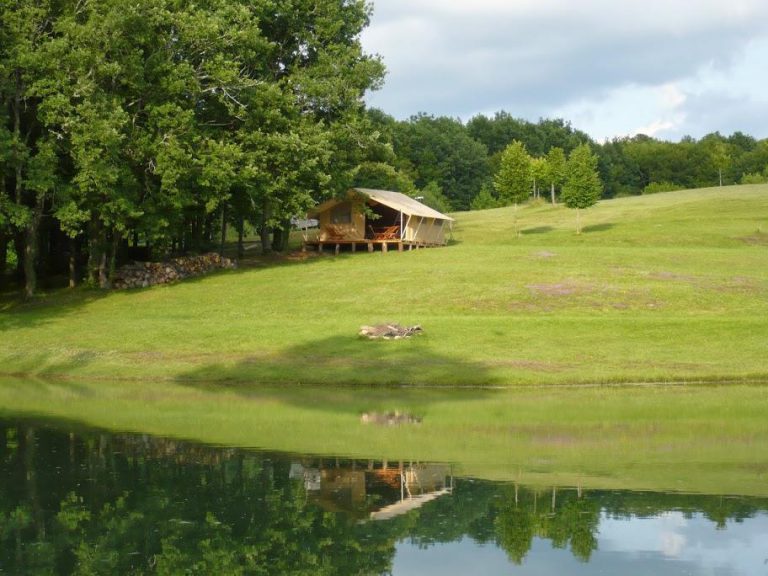 Camping Les Valades Dordogne safaritent huren 768x576